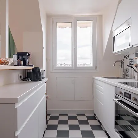 1-bedroom Gem Eiffel Tower View, Terrace, And Ac * Paris