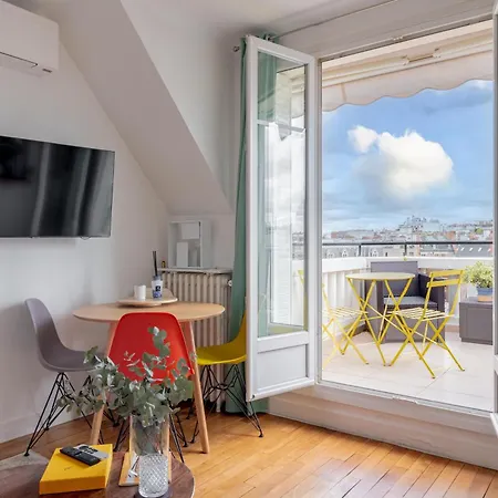 1-bedroom Gem Eiffel Tower View, Terrace, And Ac
